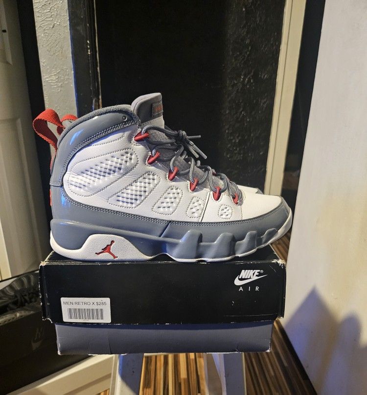Jordan 9 Great Cond Size 10 $155