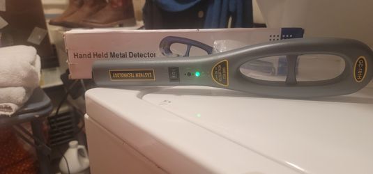 Hand Held Metal Detector