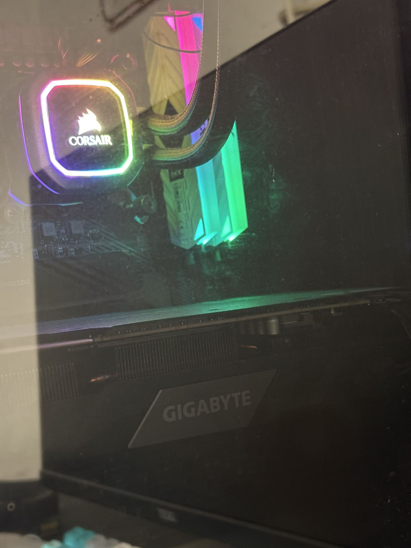 PC 2070 Super i7 CPU + 2 Monitors