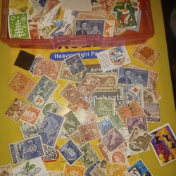 Bunch of Worldwide Stamps 400+