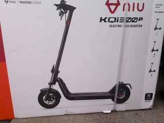 Brand New NIU KQi 300P Foldable Electric Scooter – Sealed in Box ($550)