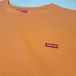 Supreme  Orange  T Shirt 🔥 🔥 🔥.  Xl