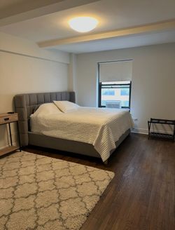Beautiful King Bed Like New