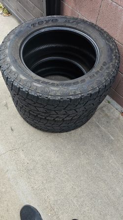 Toyo tires 285/60/20
