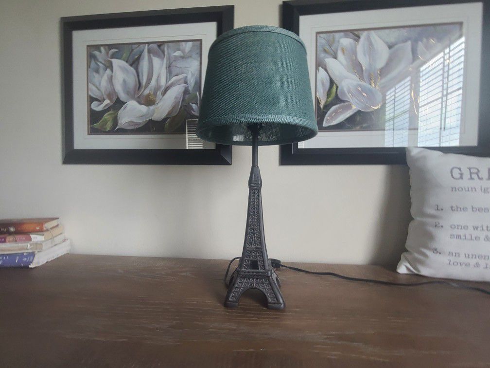 PIer 1 Eiffel Tower Lamp & Shade
