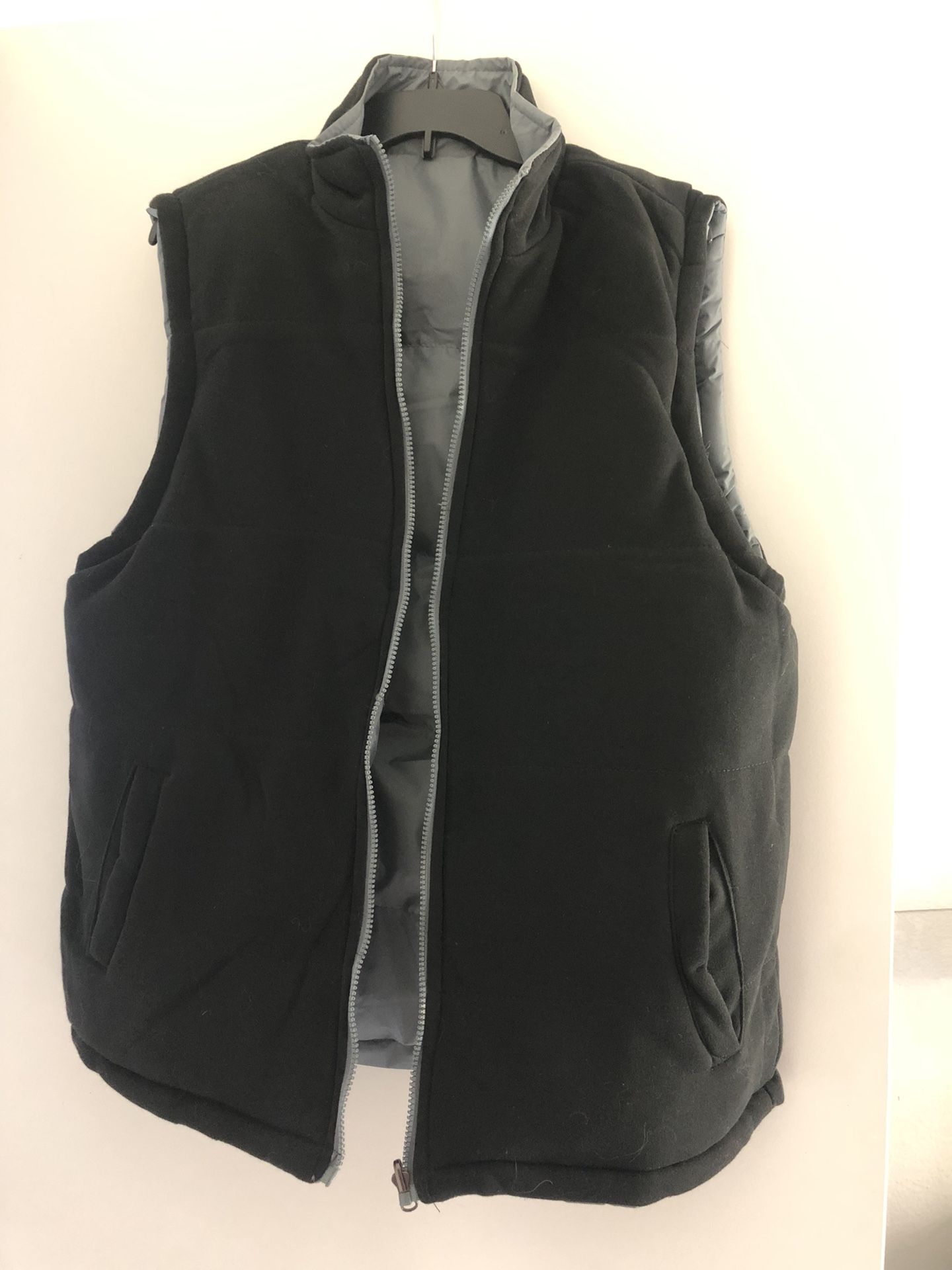 Vest- Reversible Black/Grey NEW