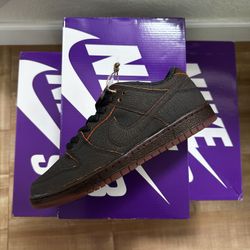 Nike SB Dunk Low - Krampus 