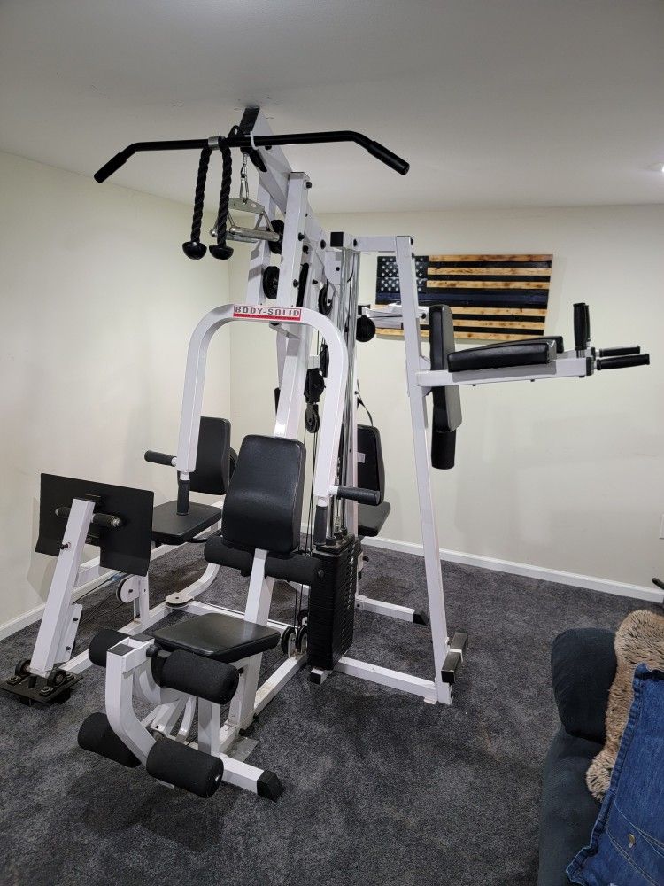 Gym Equipment Leg Press 200 Lbs Body Solid Exm2500 Gym 200lbs W