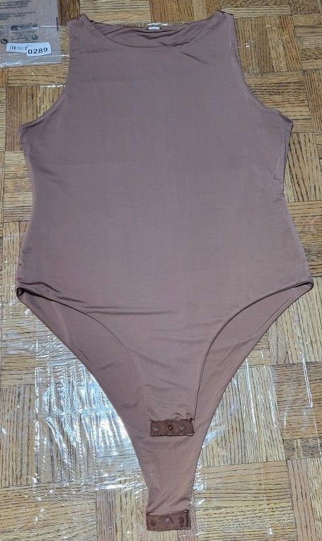 Sleeveless Bodysuit, size L (0289)