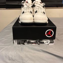 Jordan 4’s Retro 