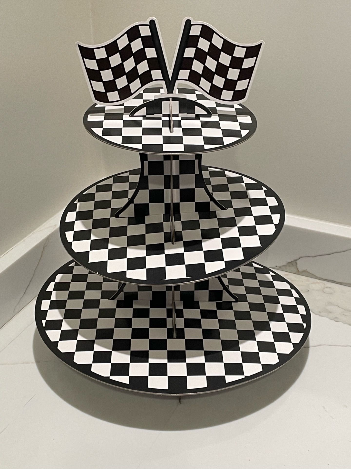 3 tiered checkered cupcake stand