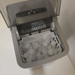 Frigidaire Ice Maker