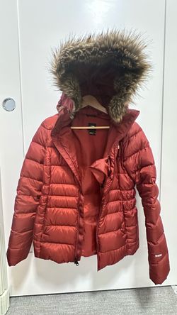 The North Face 550 Puffer Jacket with Fur Hood