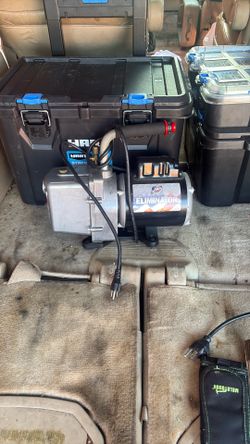Vacuum pump