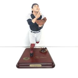 Danbury Yogi Berra MLB Yankee Statue