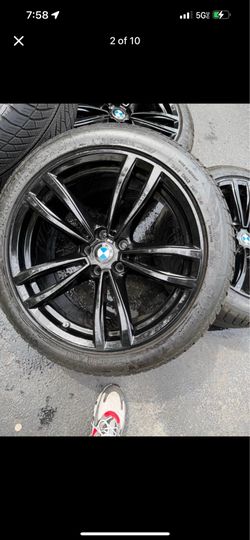 Set of 245/45r19 Run flat Tires