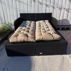 Outdoor Daybed Lounger