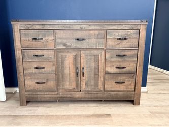 Large 7 Drawer Dresser