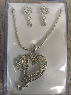 Beautiful jewelry set!