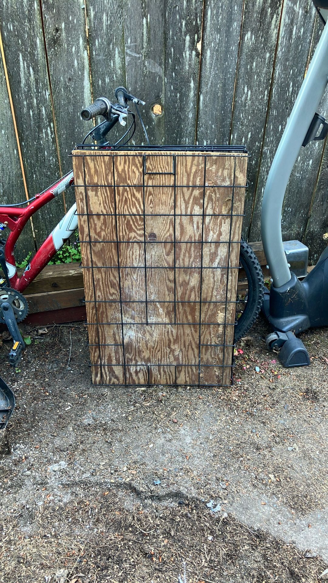 Collapsable Dog Crate