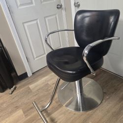 Brand New Hair Styling/Barber Chair 