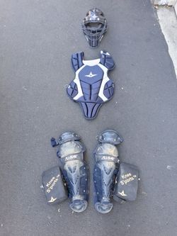 CATCHER'S GEAR