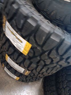 New set of tires 33 1250 17 aplus mud terrain