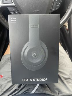 Brand New Apple Beats Studio 3 Wireless