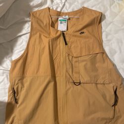 Nike Fishers Vest  Brand new