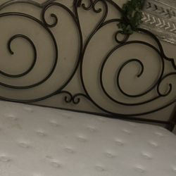 King Bed Frame *NO MATTRESS* 