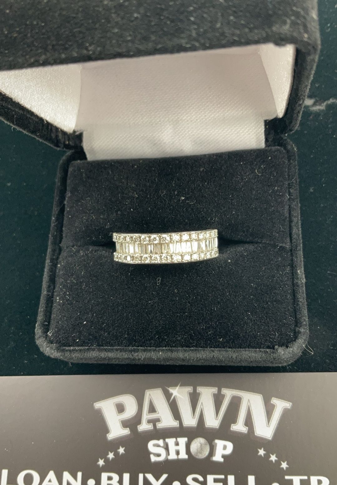 14k White Gold Diamond Band Ring 