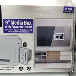 Media Box With Power Outlet Supply Kit SANUS - 9" M