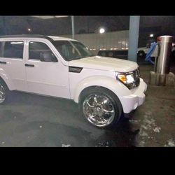 2011 Dodge Nitro SE 