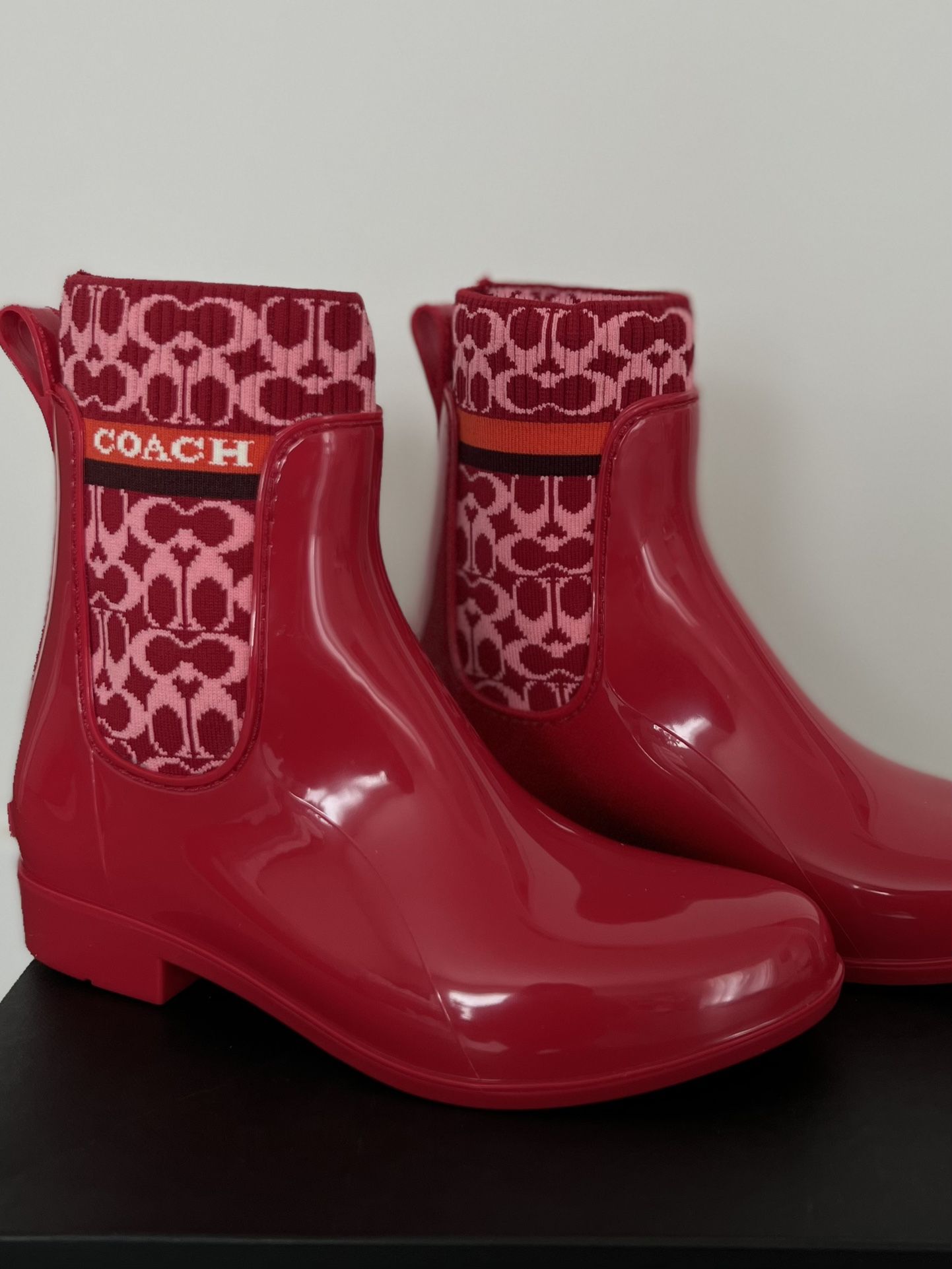 Authentic New! Receipt From Saks Fith Ave COACH Rivington Rain Boots 6 Candy Apple