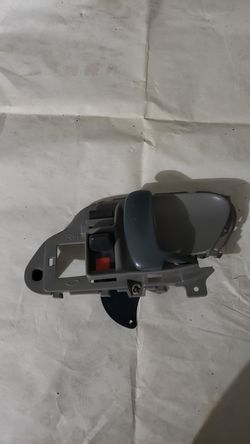 CHEVY PICKUP INSIDE RH DOOR HANDLE