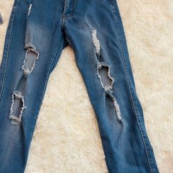 Cute Ripped Jeans