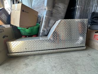 wheel well truck bed tool box