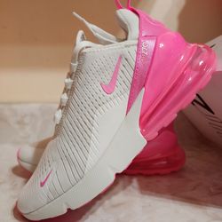 Nike Air Max 270 sizes available in description
