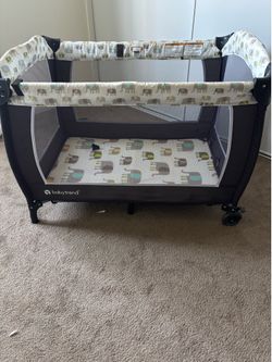 Baby play pin with bassinet and changing table
