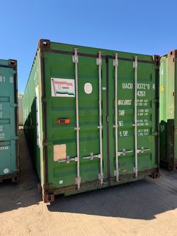 Storage shipping containers
