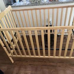 Baby crib