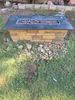 Outdoor propane firepit