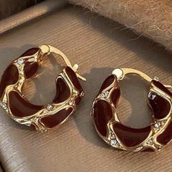 1 pair of vintage French earrings