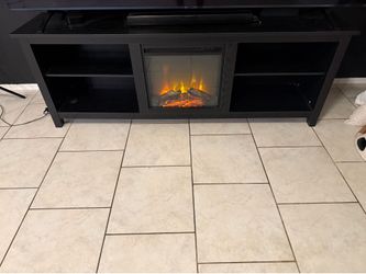 Entertainment center
