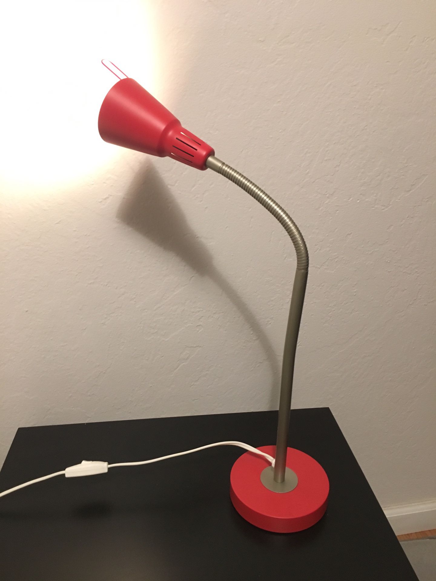 Desk / nightstand lamp