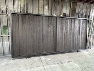 Metal & wood gate