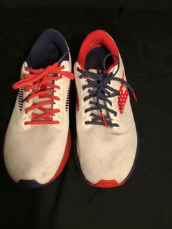 Men shoes size 9.5