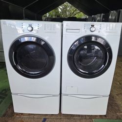KENMORE WASHER AND DRYER SET 