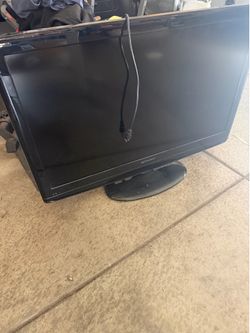 Tv and ice maker