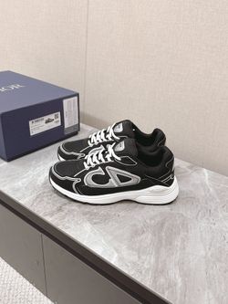 Di,or shoes